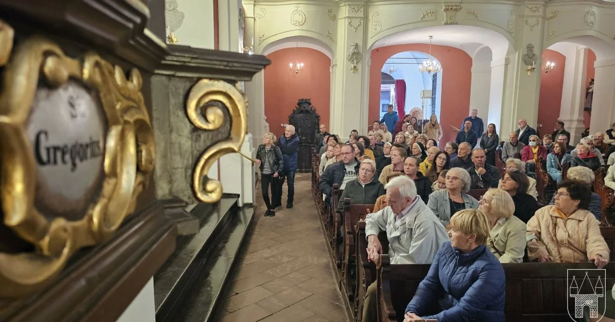 Mieszkańcy byli ciekawi historii kościoła św. Marcina w Jarocinie. W niedzielę spotkanie w kościele św. Jerzego [ZDJĘCIA] - Zdjęcie główne