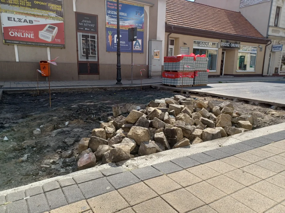 Utrudnienia w centrum Pleszewa. Ulica Poznańska będzie wyłączona z ruchu [ZDJĘCIA] - Zdjęcie główne