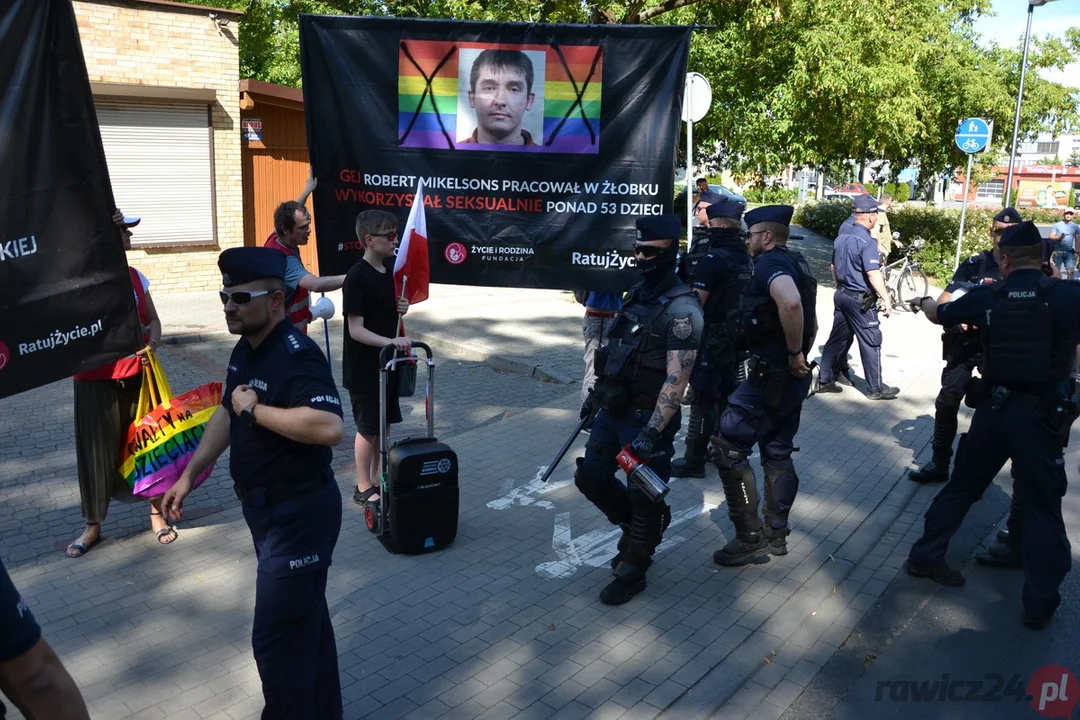 Marsz Równości i kontrmanifestacje w Rawiczu