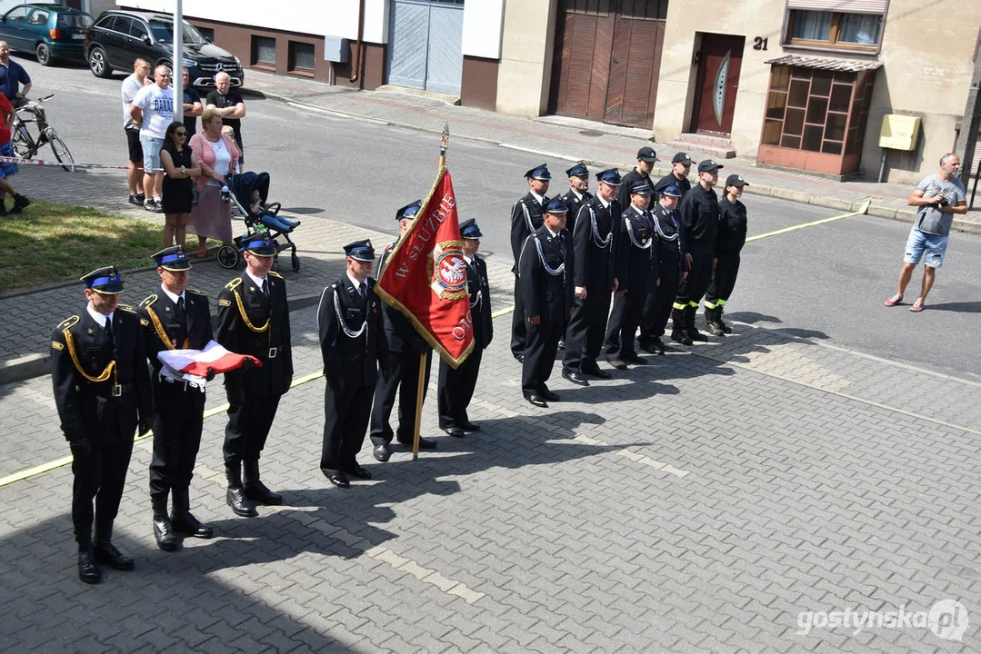 Przekazanie wozu strażackiego dla jednostki OSP w Pogorzeli