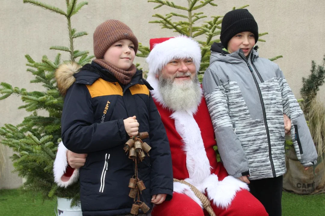 W Jarocinie trwa Jarmark Świąteczny. Zobacz, co można kupić