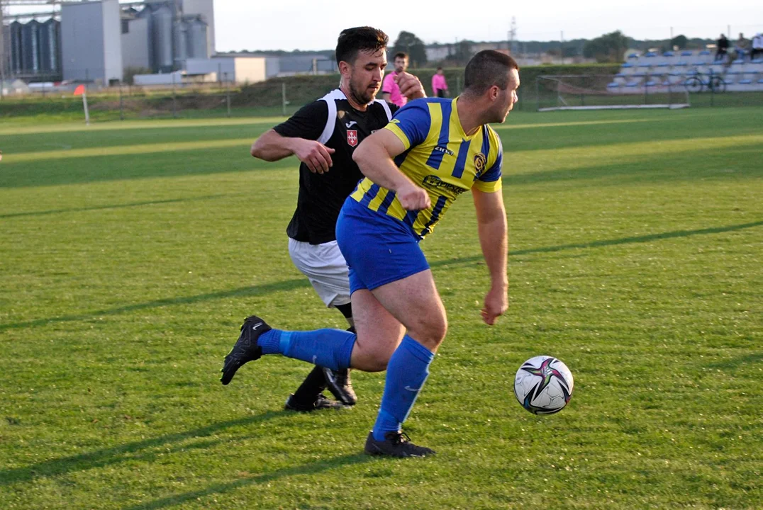 Czarni Dobrzyca - Stal Pleszew 0:2