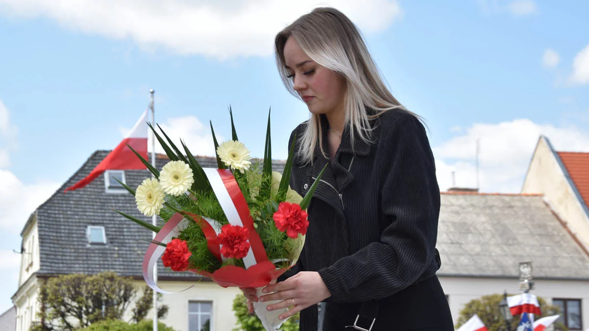 Gostyń uczcił Święto Narodowe 3 Maja. G. Skorupski: „Na politycznym firmamencie rozbłysła jasna gwiazda Ustawy Rządowej” - Zdjęcie główne