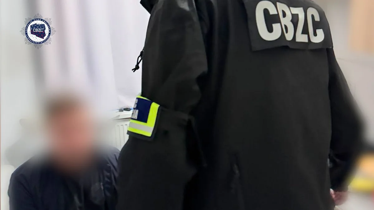 Funkcjonariusze CBZC zatrzymali mężczyznę, który planował atak na dzieci