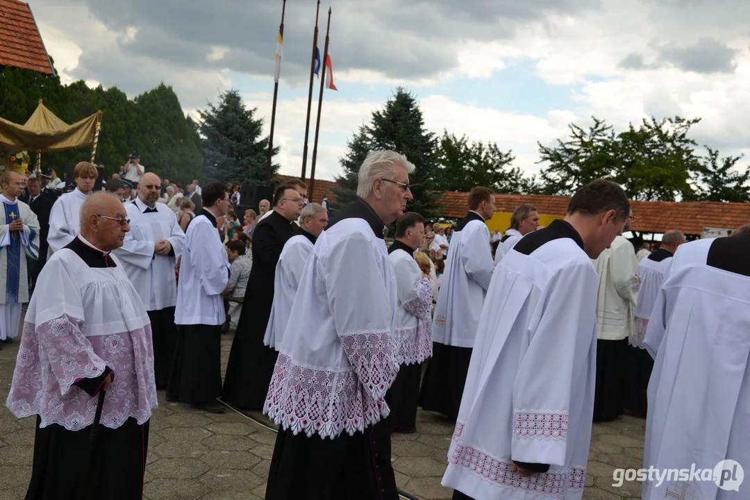 Dożynki powiatowe na Świętej Górze w 2013