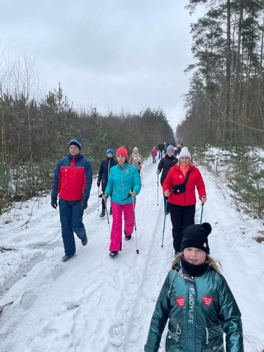 W Żerkowie w ramach 31. Finału WOŚP odbył się Marsz Nordic Walking