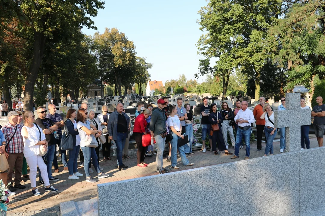 Wojennym szlakiem. Tłumy na historycznym spacerze po Pleszewie - Zdjęcie główne