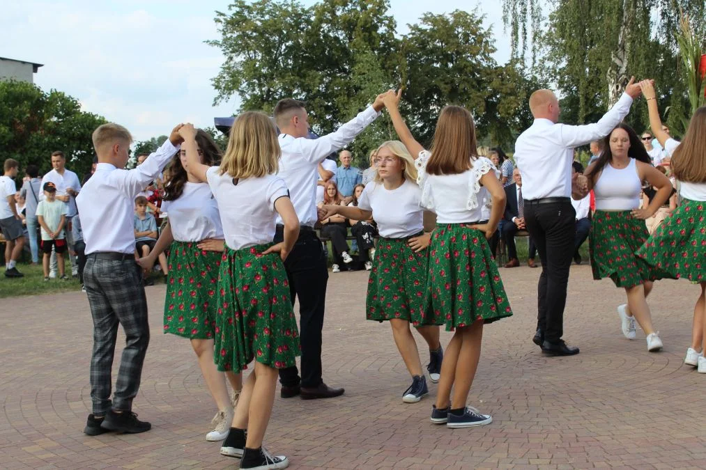 Po dwóch latach przerwy OSP z Dobieszczyzny zorganizowało dożynki