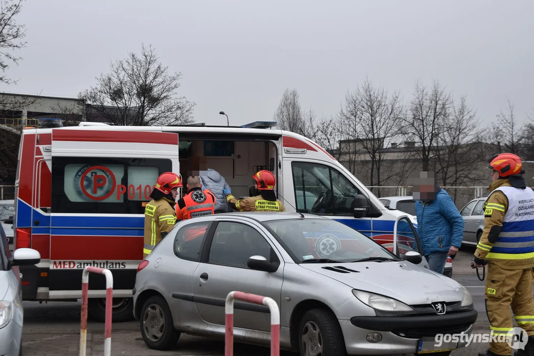 Zderzenie dwóch samochodów - Gostyń ul. Fabryczna