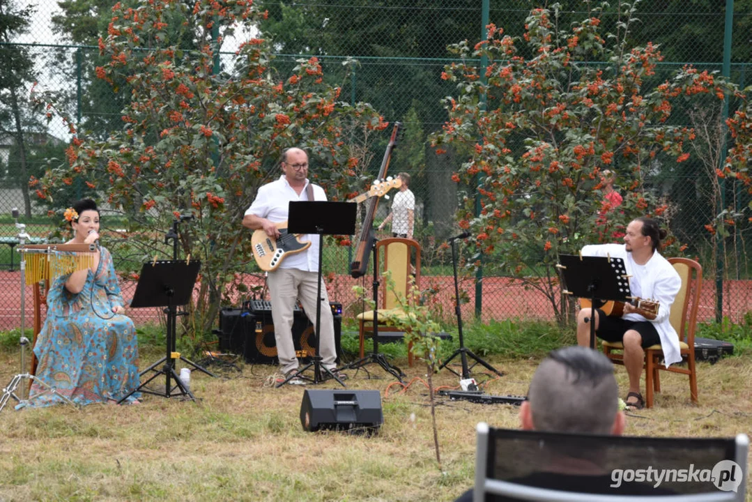 W harmonii z przyrodą - koncert w sadzie w Borku Wlkp.