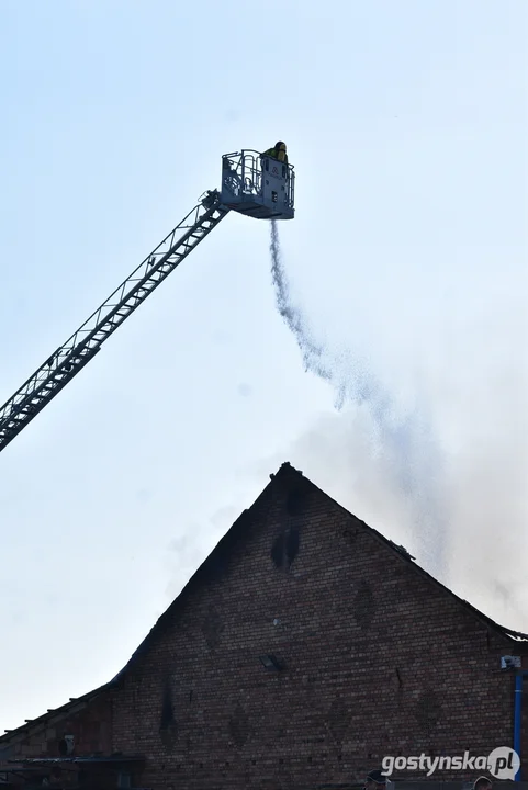 Pożar hali zakładu ślusarskiego w Czeluścinie