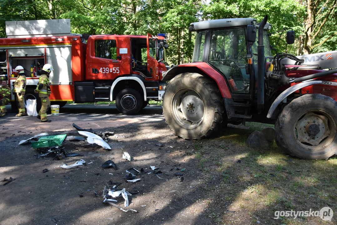 Wypadek drogowy na DW437 Borek Wlkp.- Dolsk