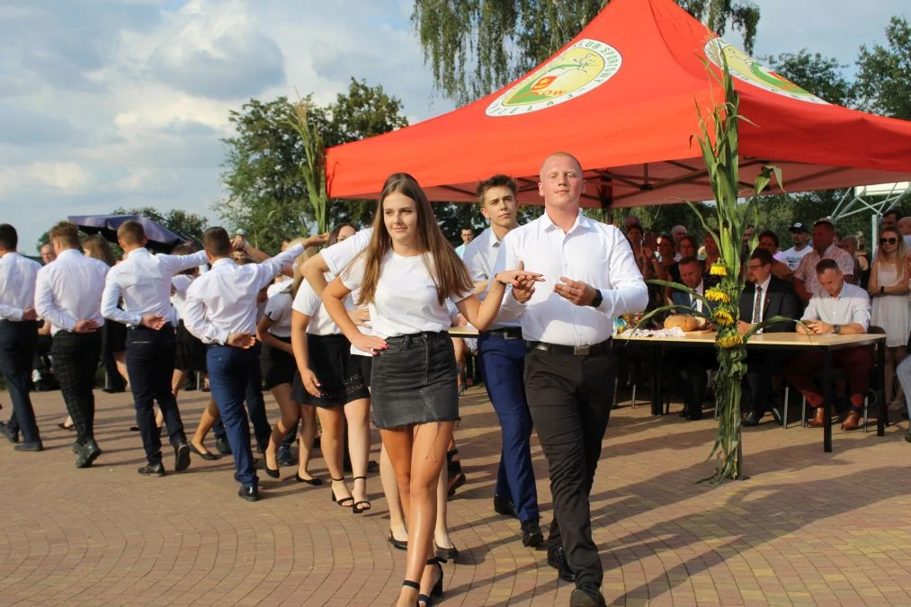 Po dwóch latach przerwy OSP z Dobieszczyzny zorganizowało dożynki