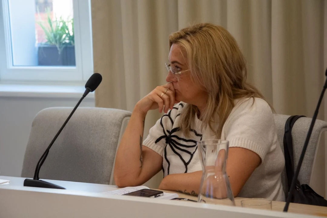 Dyskusja o sytuacji w Schronisku dla Bezdomnych Zwierząt w Radlinie