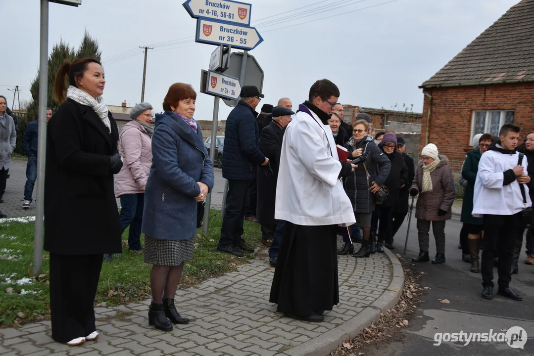 Poświęcenie kapliczki maryjnej w Bruczkowie (gm. Borek Wlkp.)