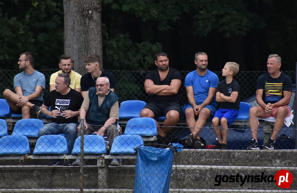 IV liga. Korona Piaski - Iskra Szydłowo 1 : 2