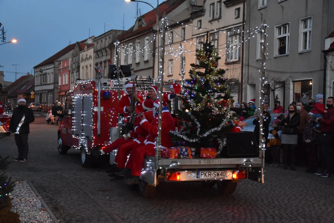 Korowód Mikołajów w Kobylinie 2020