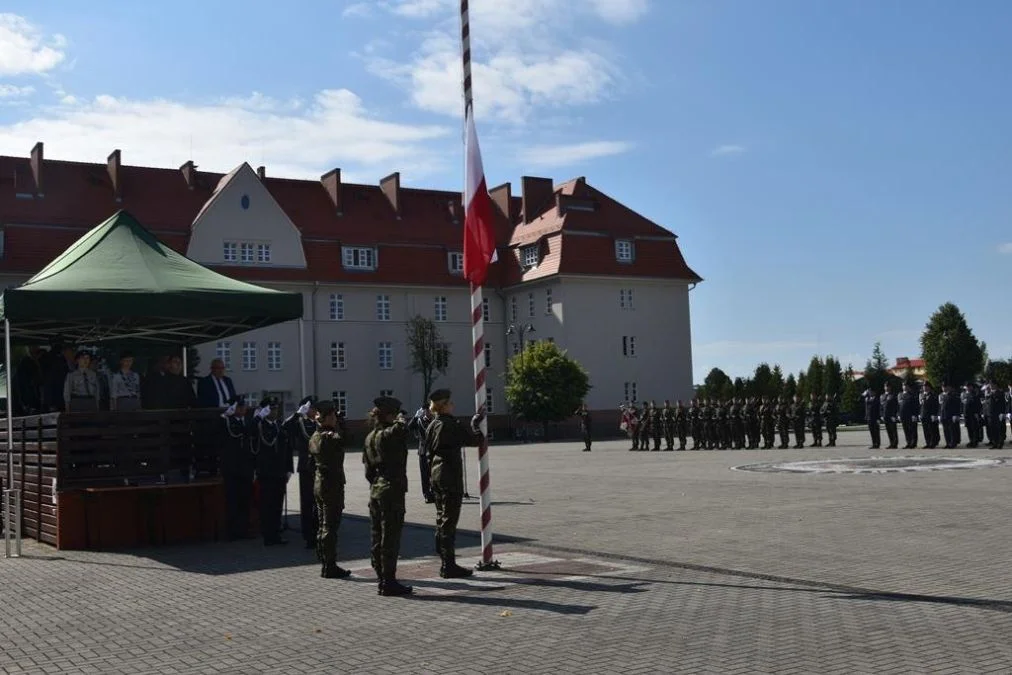 Święto Wojska Polskiego w 16. Jarocińskim Batalionie Remontu Lotnisk