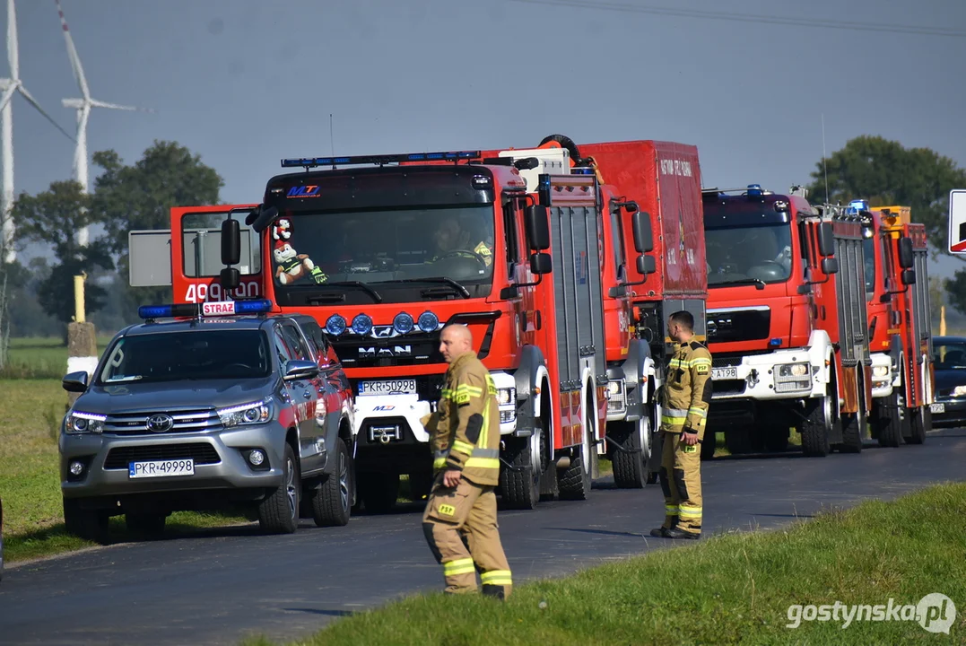 Pożar hali zakładu ślusarskiego w Czeluścinie
