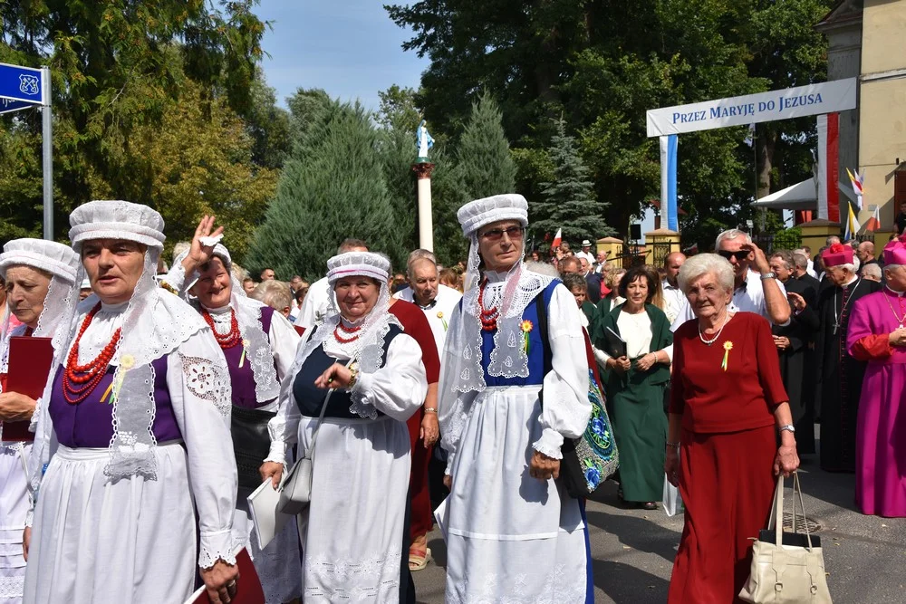 Dożynki powiatowe w Lutogniewie 2019