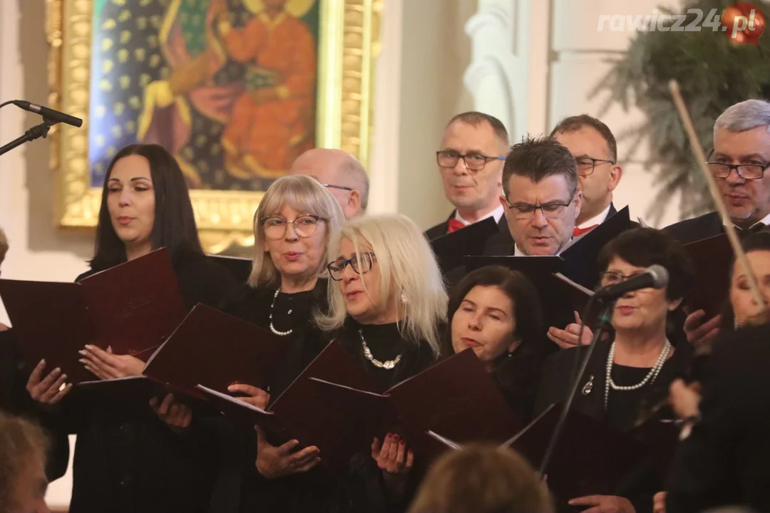 Rawicz. Zagrali i zaśpiewali kolędy i pastorałki dla Tosi