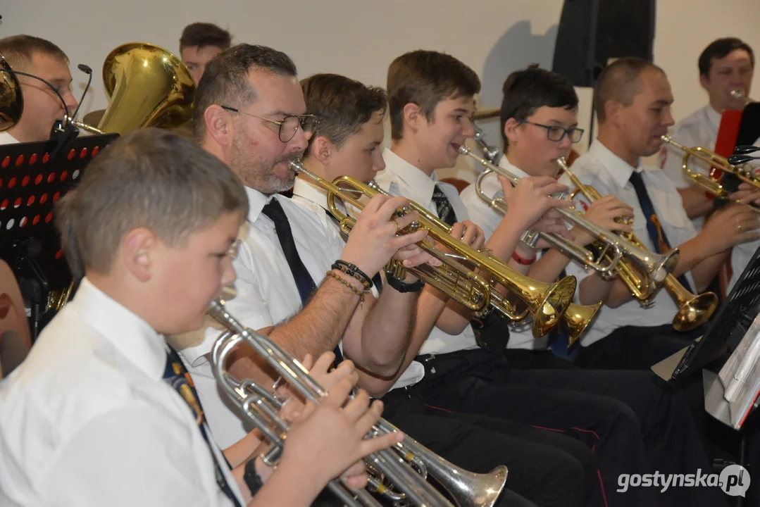 Orkiestra Dęta Miasta i Gminy Gostyń. Koncert dla darczyńców w Brzeziu