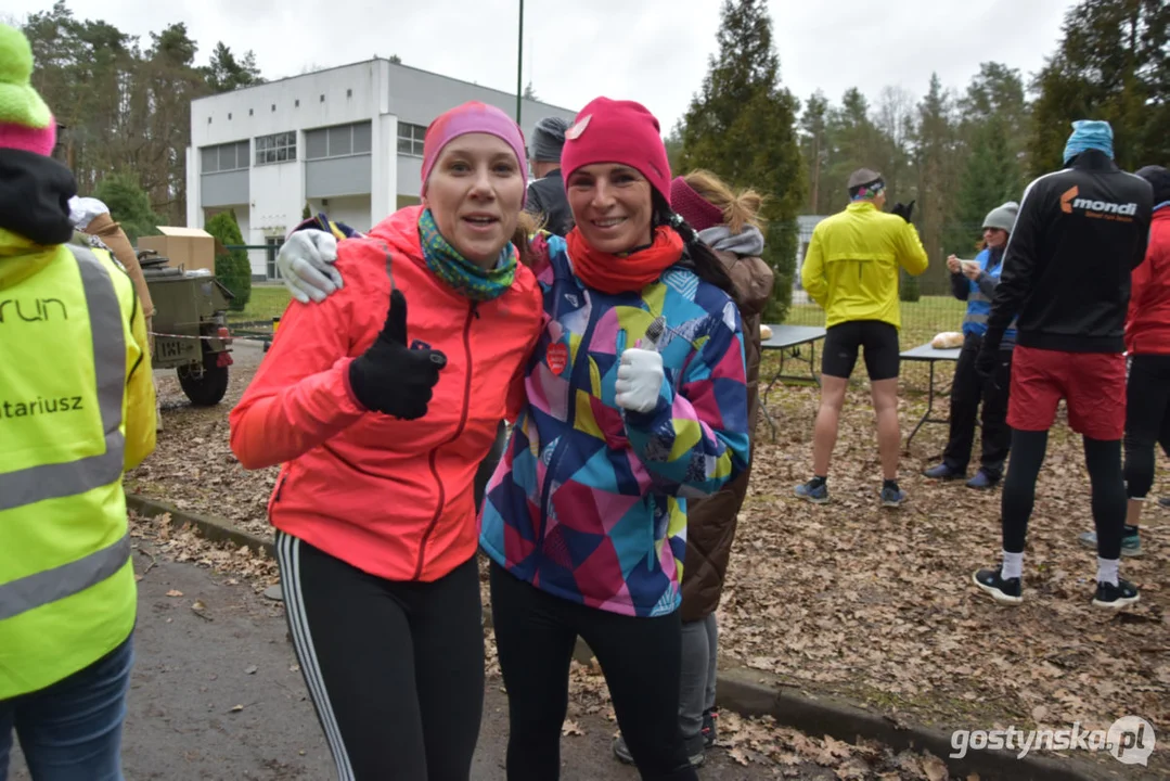 Biegająco zagrali dla WOŚP - Parkrun Gostyń i Grupa Nieprzemakalni Gostyń razem na trasie