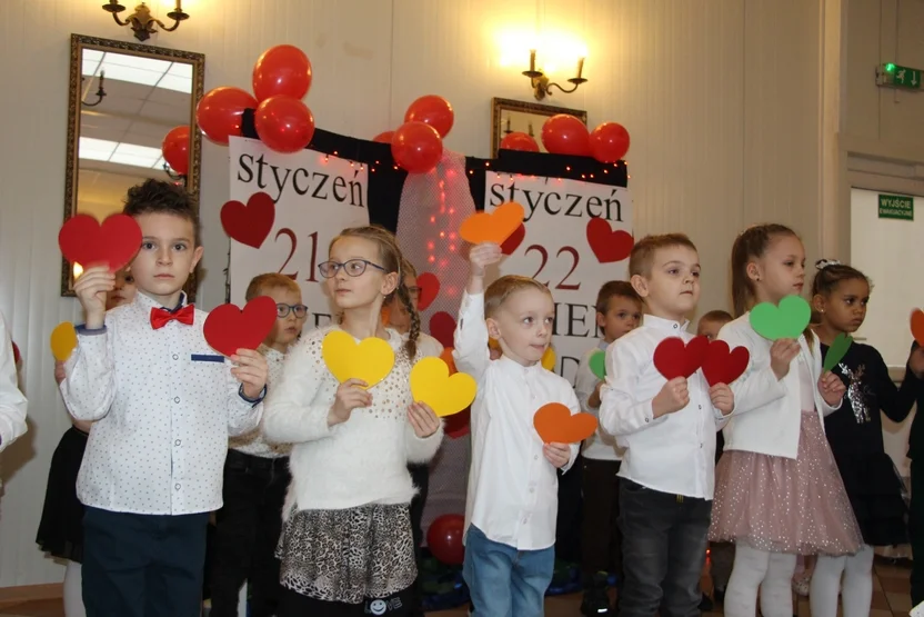 Dzień Babci i Dziadka przedszkola i żłobka "Niezapominajka" w Pleszewie