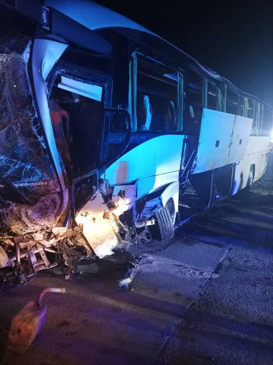 Wypadek autokaru z mieszkańcami powiatu gostyńskiego na Podkarpaciu