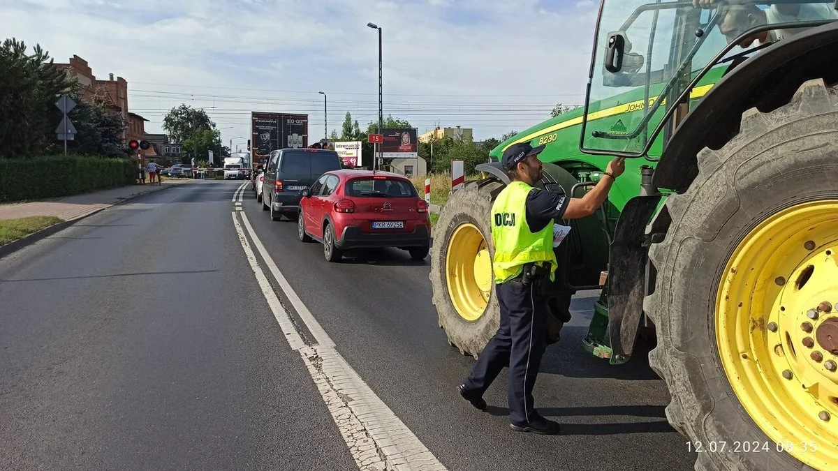 Kolejna edycja kampanii "Bezpieczny przejazd kolejowy"