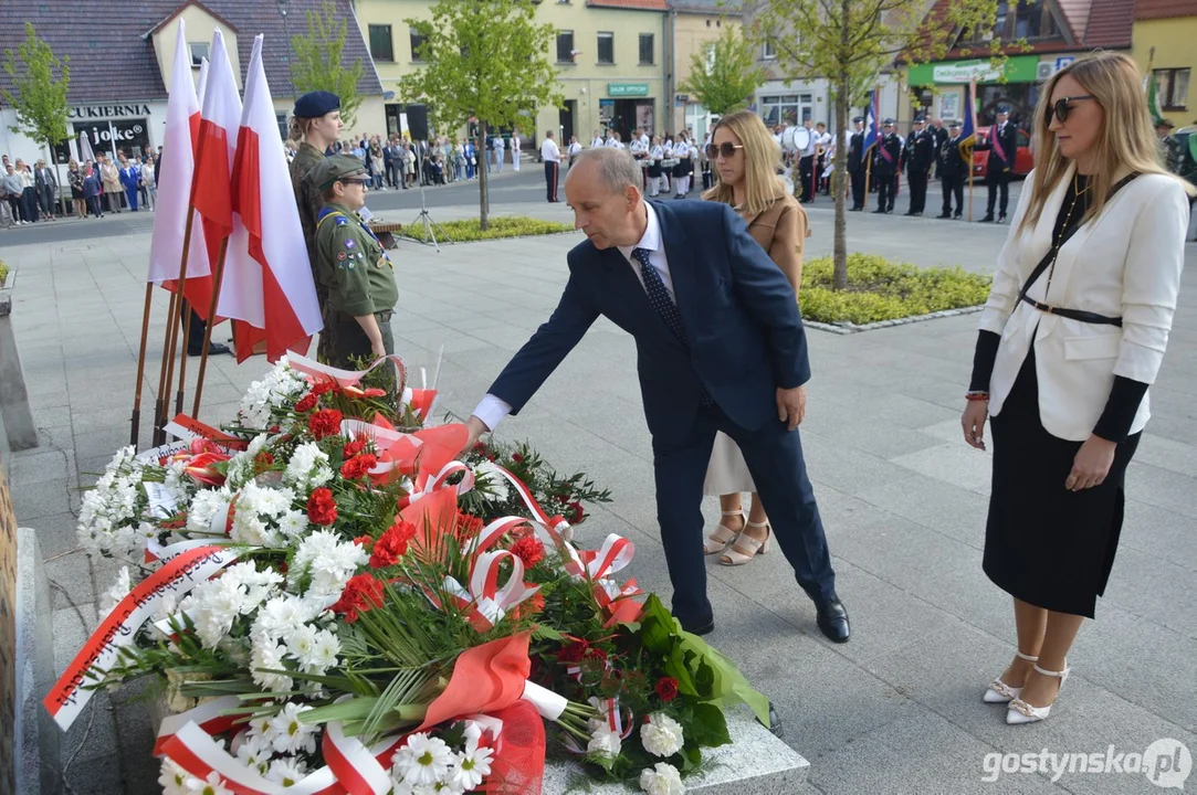 Obchody 234. rocznicy uchwalenia Konstytucji 3 Maja i festyn PRL w Krobi