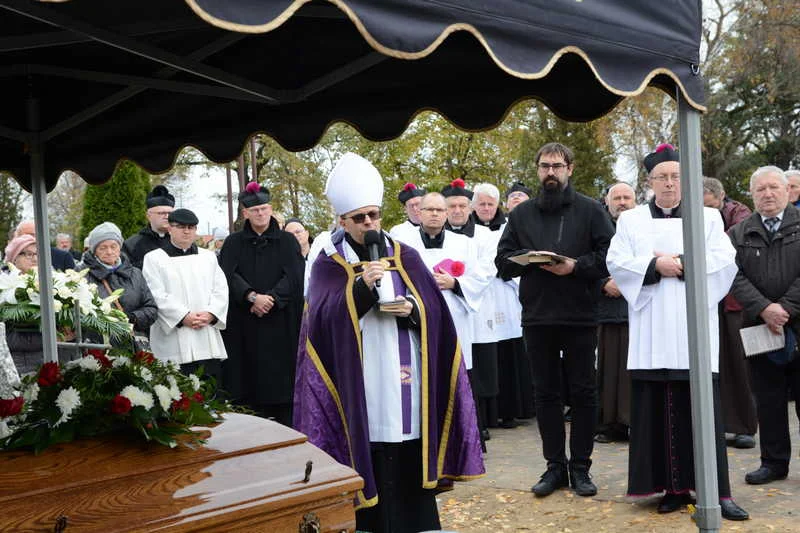 Pogrzeb Ks. Andrzeja Sośniaka w Jarocinie