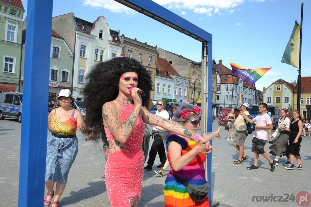 Marsz Równości i kontrmanifestacje w Rawiczu