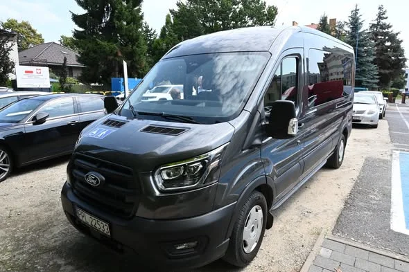 Nowy bus dla Powiatowego Środowiskowego Domu Samopomocy w Pleszewie