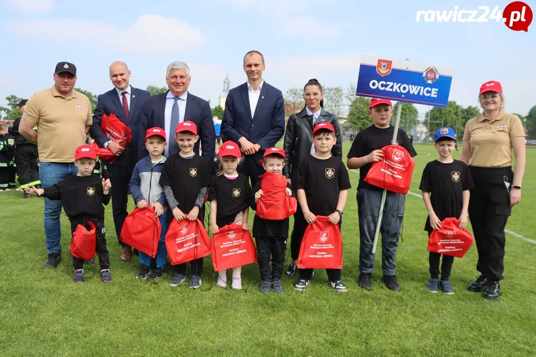 Dziecięce Drużyny Pożarnicze na zawodach w Miejskiej GórceDziecięce Drużyny Pożarnicze na zawodach w Miejskiej Górce