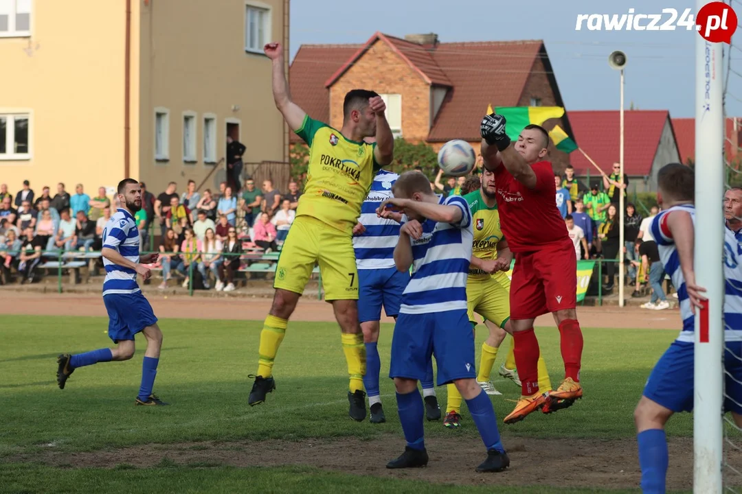 Ruch Bojanowo - Helios Czempiń 5:1