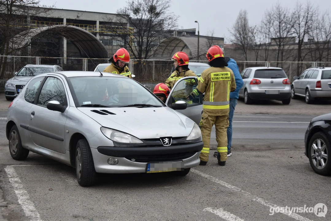 Zderzenie dwóch samochodów - Gostyń ul. Fabryczna