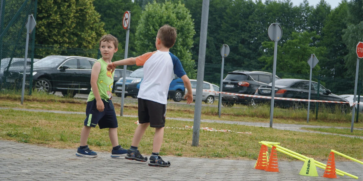 Festyn w Szkole Podstawowej nr 3 im. ks. Jana Twardowskiego w Jarocinie