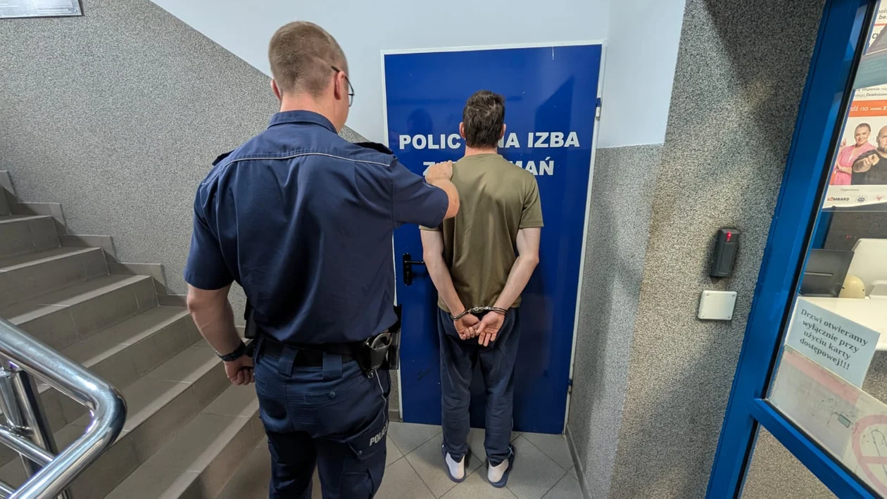 28-latek miał przy sobie paczkę