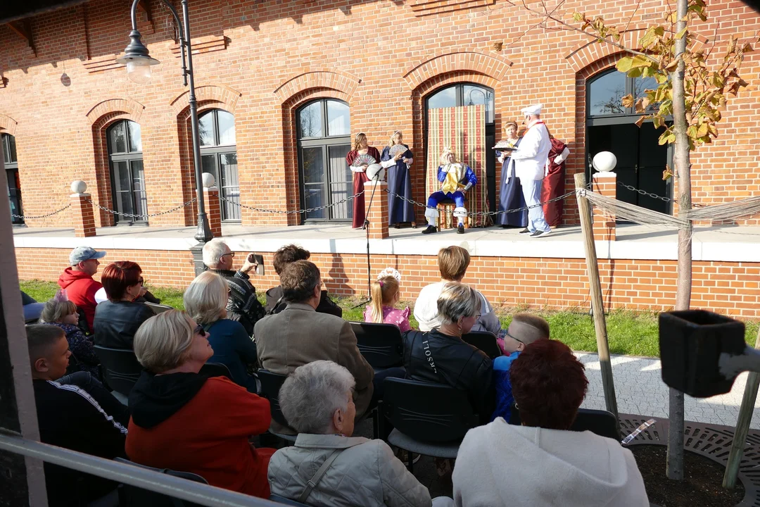 "Król bul" w pleszewskiej bibliotece. To było wspaniałe widowisko