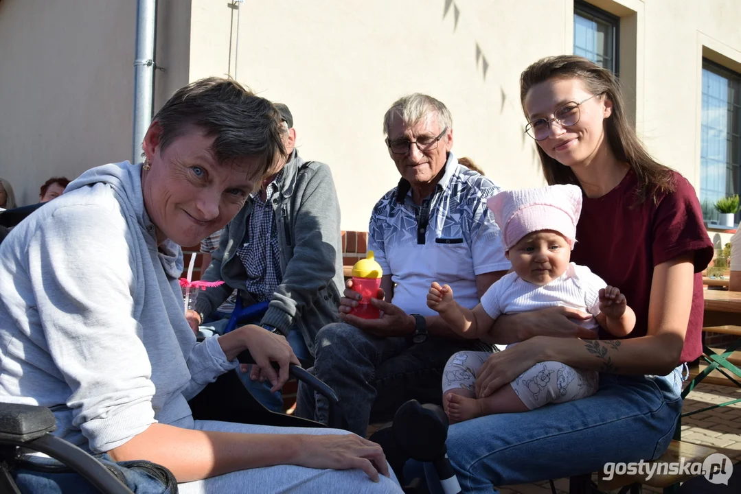 Piknik "Stara gazownia łączy pokolenia" w Krobi FOTO