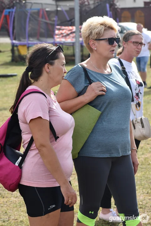 Piknik charytatywny dla Olusia Jurgi w Dzięczynie