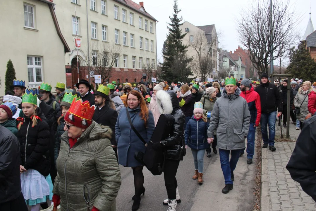 Orszak Trzech Króli i 12. Jarocinskie Kolędowanie w Jarocinie