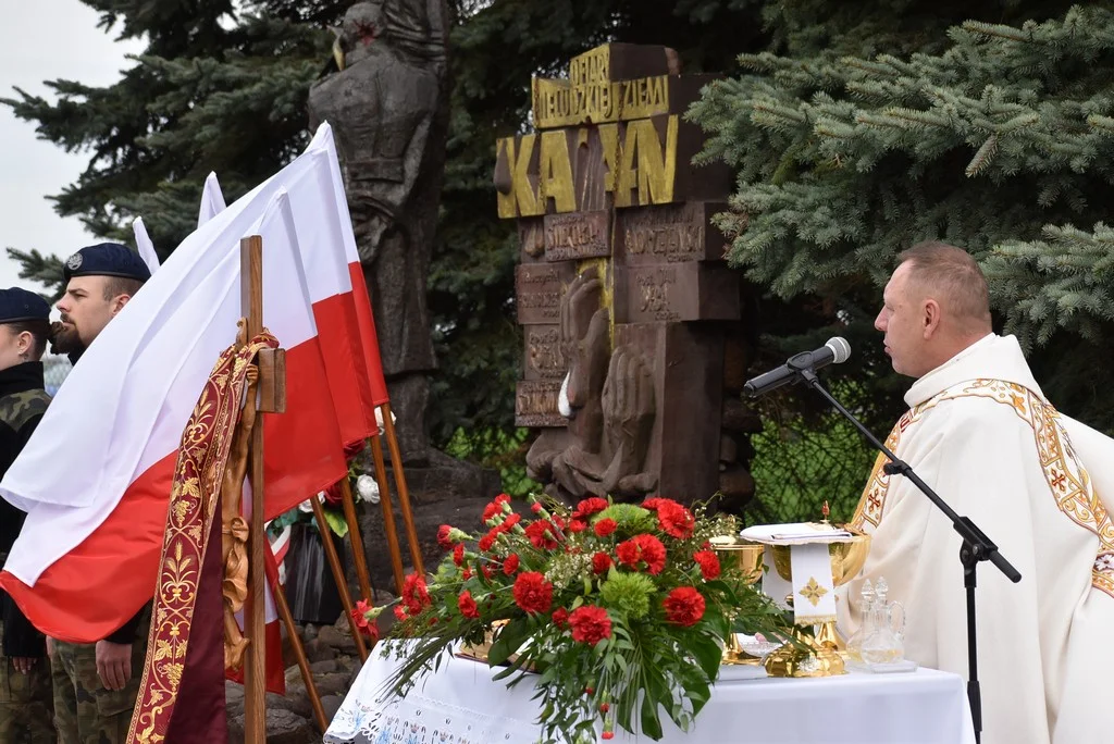 Obchody 86. rocznicy zbrodni katyńskiej w Pudliszkach