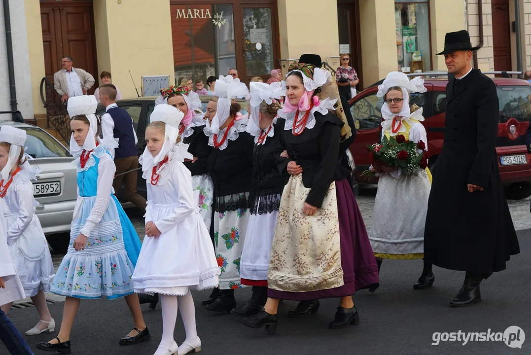 Poświęcenie figury Św. Jana Nepomucena w Krobi