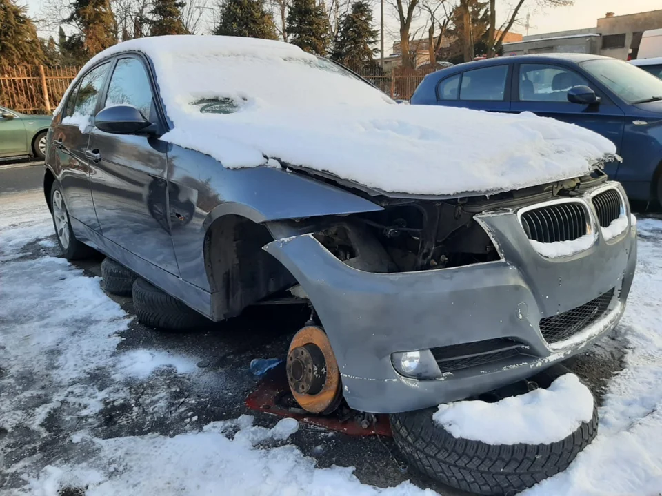 Trzech obcokrajowców, podejrzanych o co najmniej 18 włamań do aut, trafiło do aresztu – teraz grozi im nawet 10 lat więzienia.