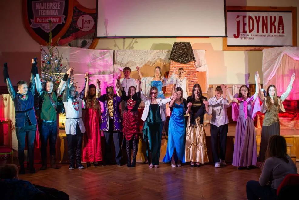 "Bajki Mikołajki" w ZSP nr 1 w Jarocinie