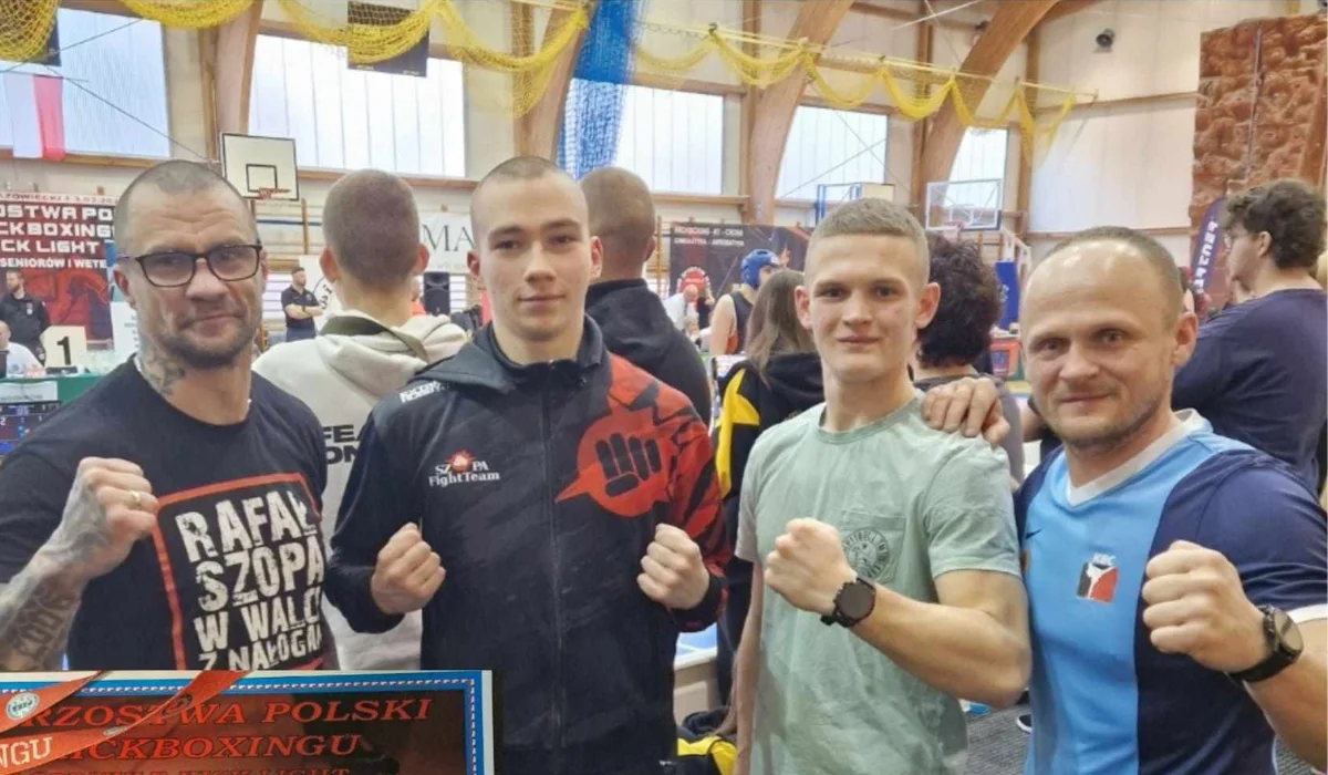 Filip i Jacek Śronek z Krotoszyna zdobyli medale na Mistrzostwach Polski w Kickboxingu [ZDJĘCIA] - Zdjęcie główne