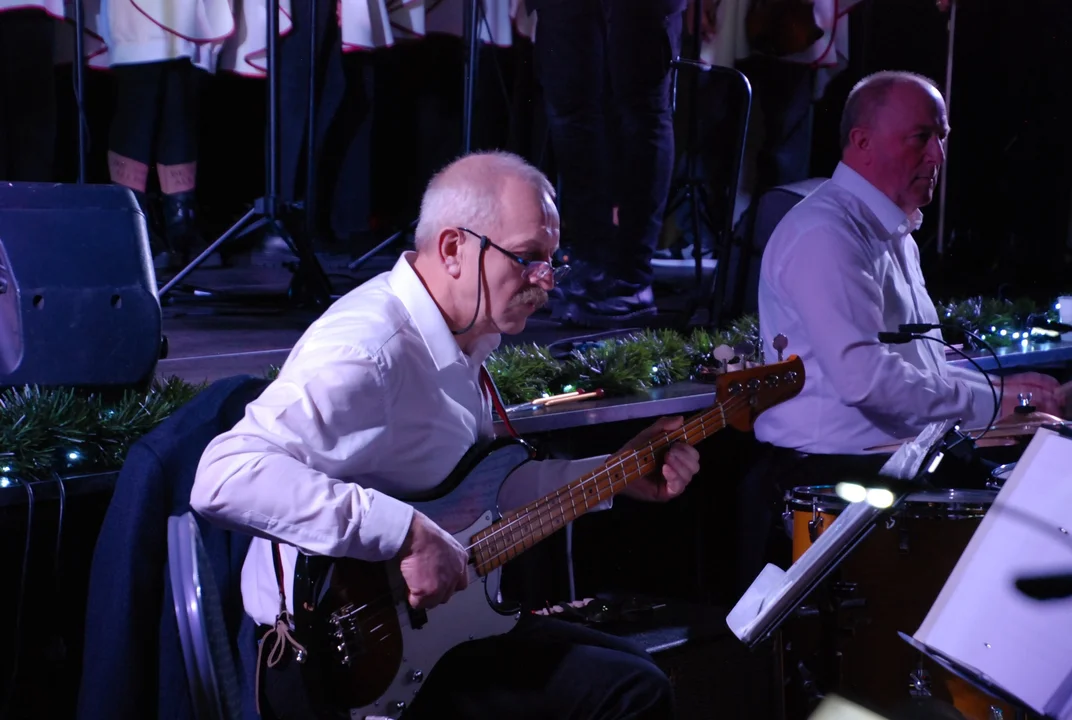 Koncert kolęd Big Band Pępowo i Schola Nutki św. Michała Archanioła z Pogorzeli