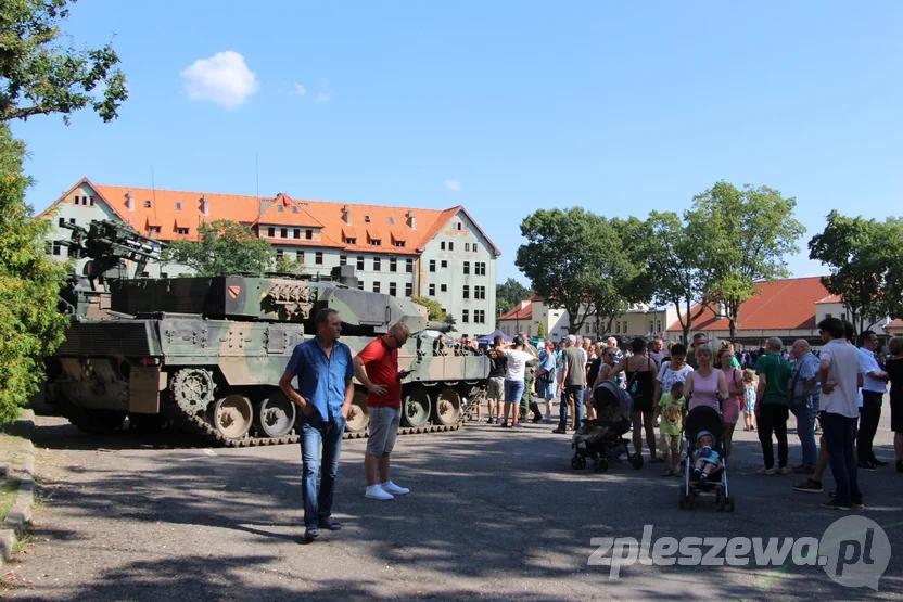 Piknik wojskowy w Pleszewie